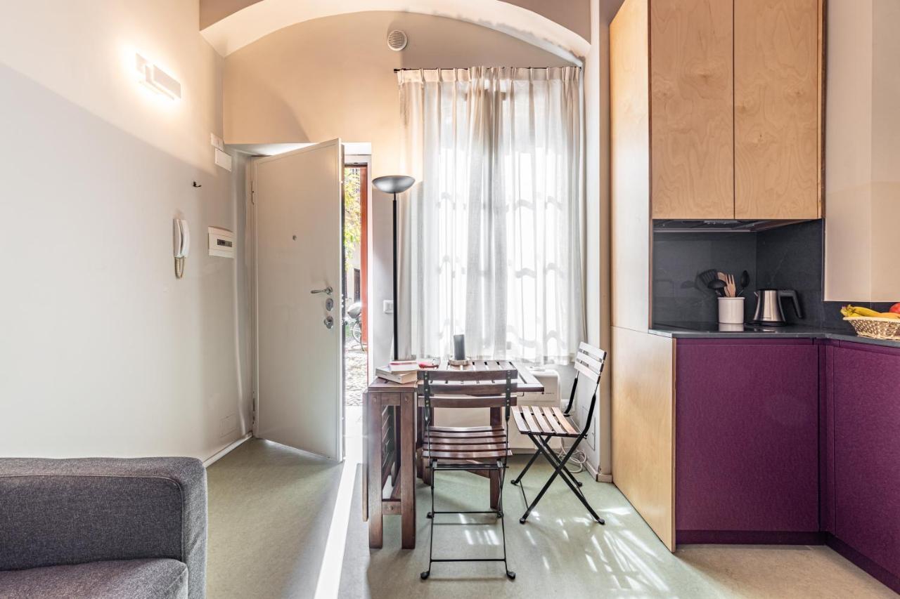 Xenia Apartments - Accogliente Pied-A-Terre Sui Navigli Мілан Екстер'єр фото